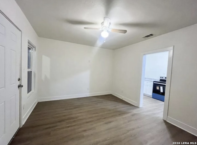 1828 Texas Property Photo 5