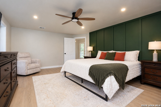 621 E Hackberry Property Photo 4