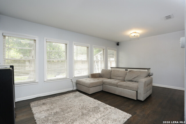 621 E Hackberry Property Photo 12