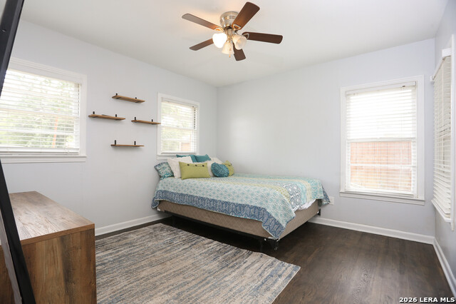 621 E Hackberry Property Photo 18