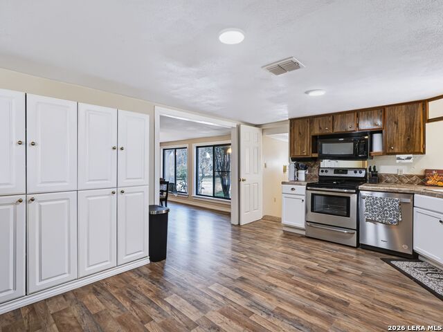 1555 Hoffman Road Property Photo 16