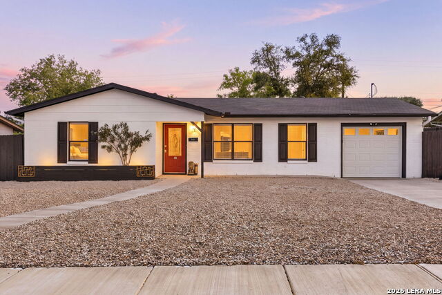 454 Sandalwood Property Photo 1