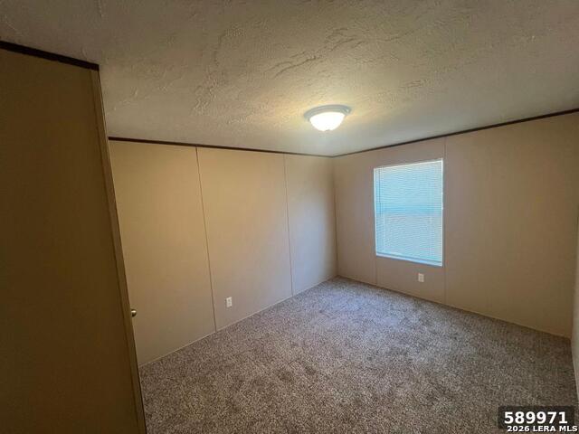 105 E Newman St Property Photo 14