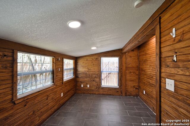 3174 Boon St Property Photo 12