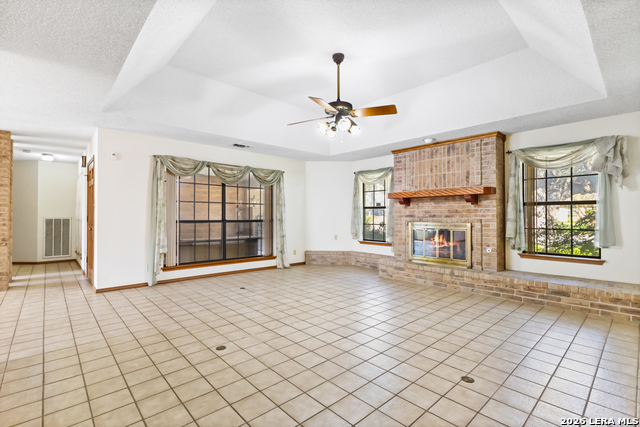 13723 Hunters Hawk St Property Photo 5