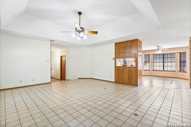 13723 Hunters Hawk St Property Photo 7