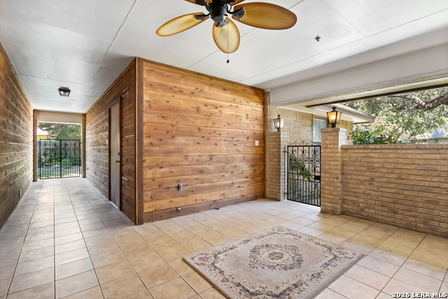 13723 Hunters Hawk St Property Photo 33