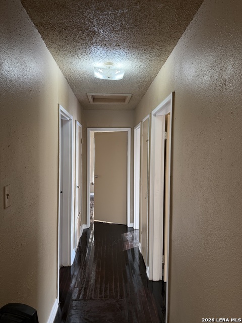 647 Sumner Dr Property Photo 4