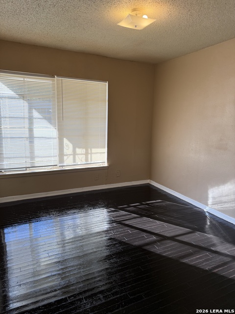 647 Sumner Dr Property Photo 8