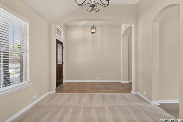 201 Comanche Trl Property Photo 4