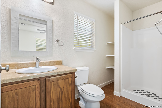 204 County Road 4612 Property Photo 16