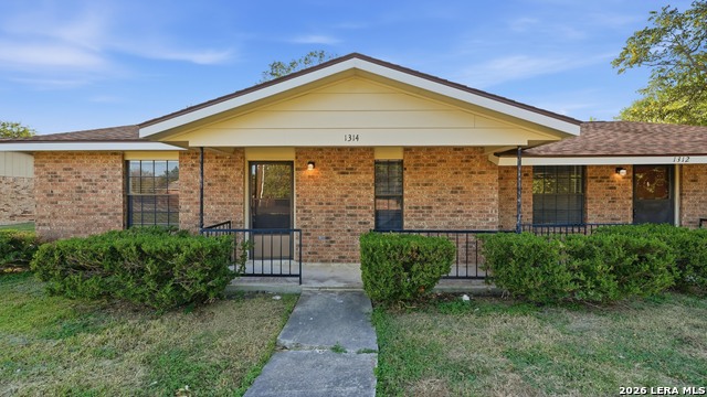 1314 S Mesquite Ave Property Photo 3
