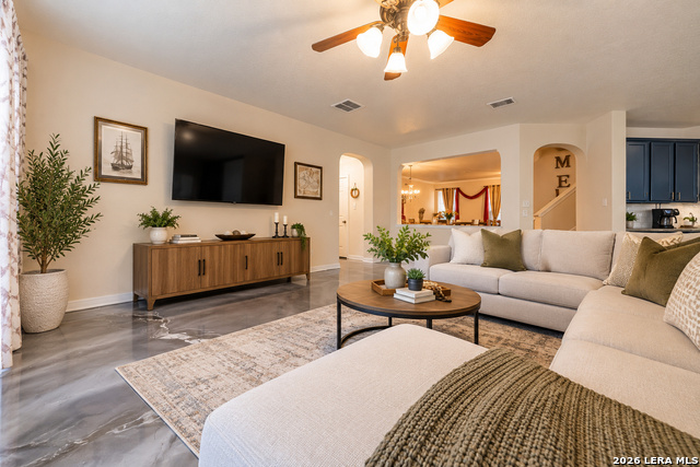 137 Springtree Shadow Property Photo 4
