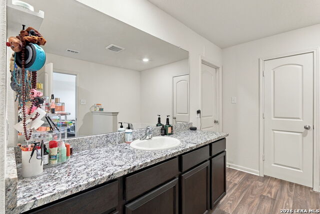 11006 Chatham Ct Property Photo 18