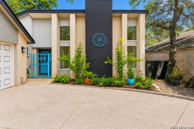 3802 Hunters Bow St Property Photo 4