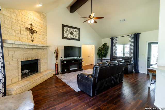 1216 Kings Ranch Rd Property Photo 5