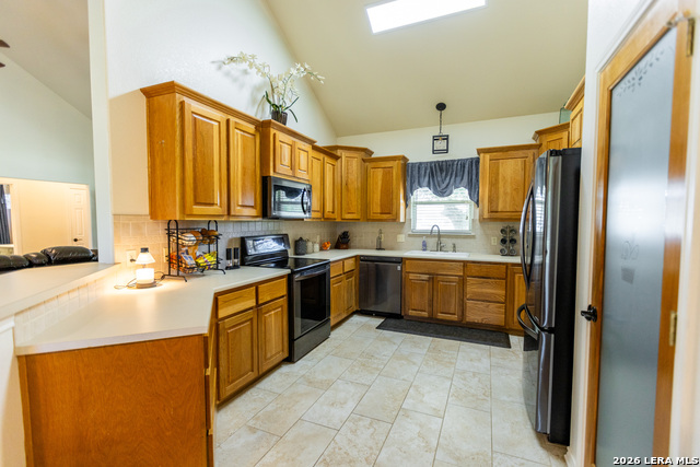 1216 Kings Ranch Rd Property Photo 13
