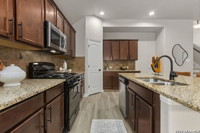 251 Parkview Terrace Property Photo 12