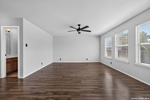 643 Granite Cliff Property Photo 7