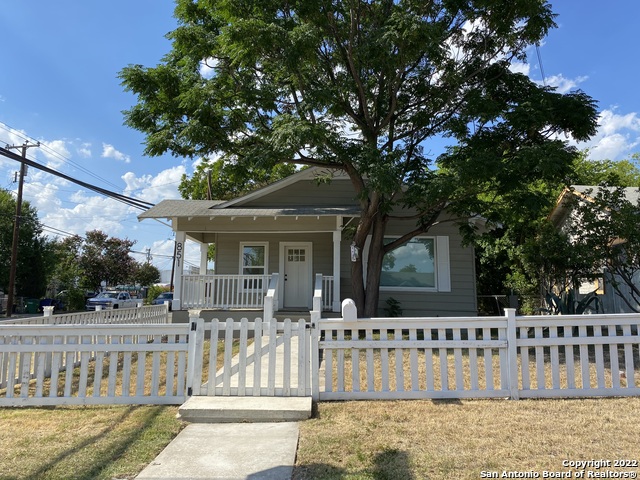 851 Texas Ave Property Photo 1