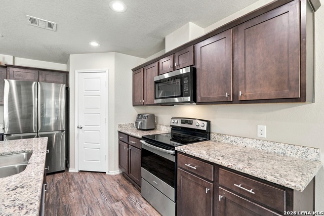 118 Peter Kleid Loop Property Photo 17