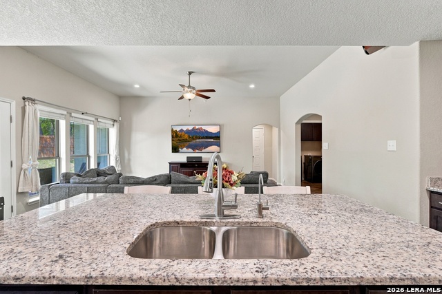 118 Peter Kleid Loop Property Photo 19