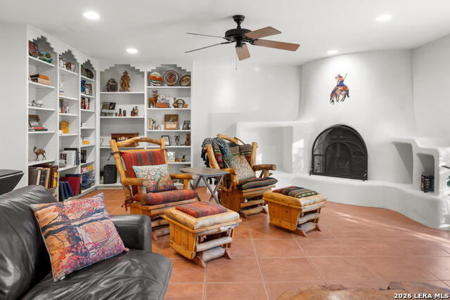 1158 Orchard Pk Property Photo 7