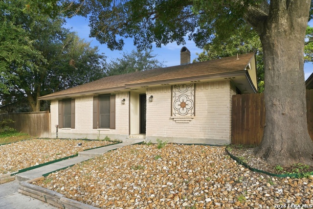 656 Fern Meadow Dr Property Photo 2