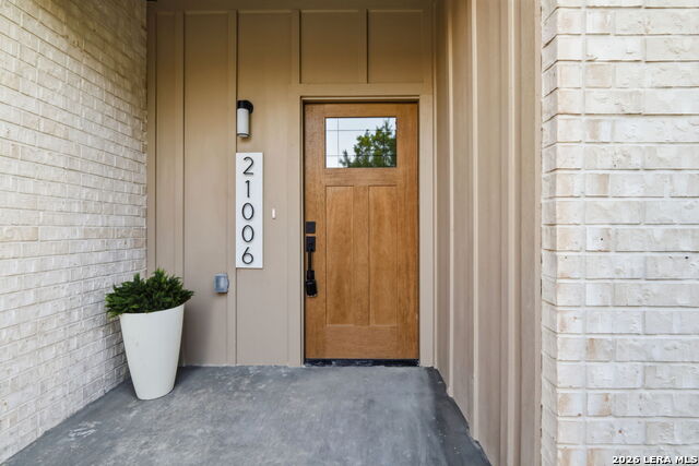 21006 Promontory Cir Property Photo 2