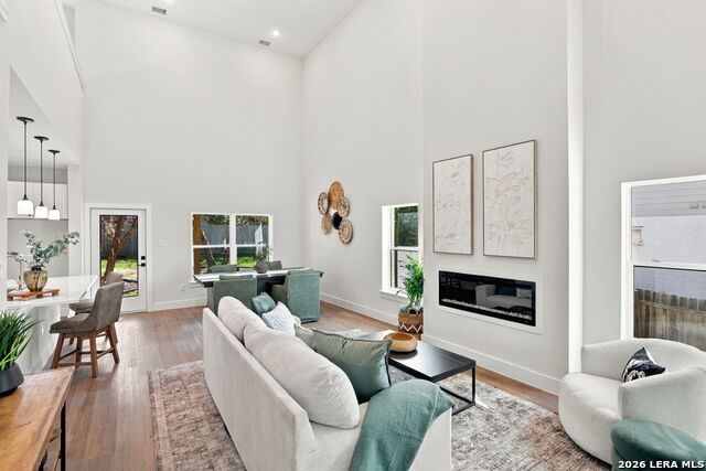 21006 Promontory Cir Property Photo 6