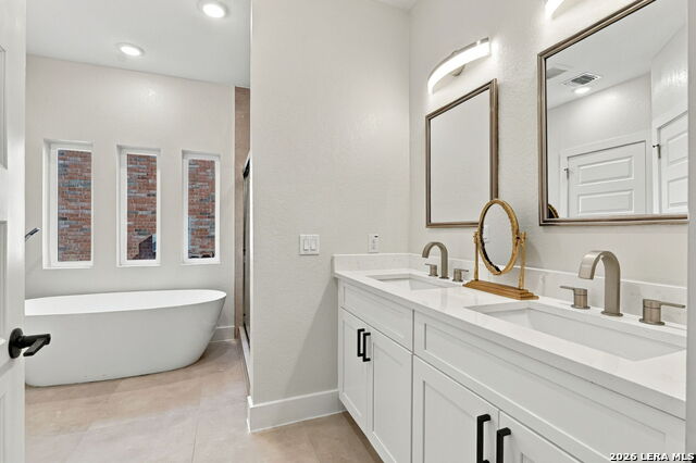 21006 Promontory Cir Property Photo 16