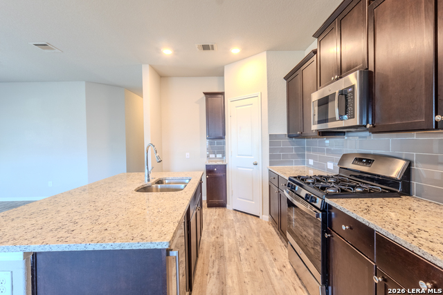 22521 Akin Nook Property Photo 6