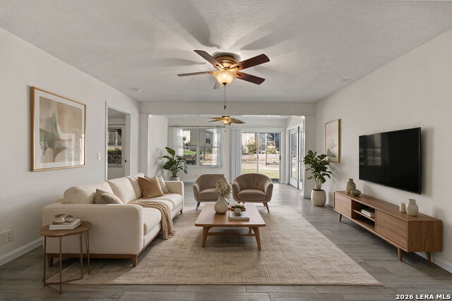 4907 Sky Oaks Property Photo 12