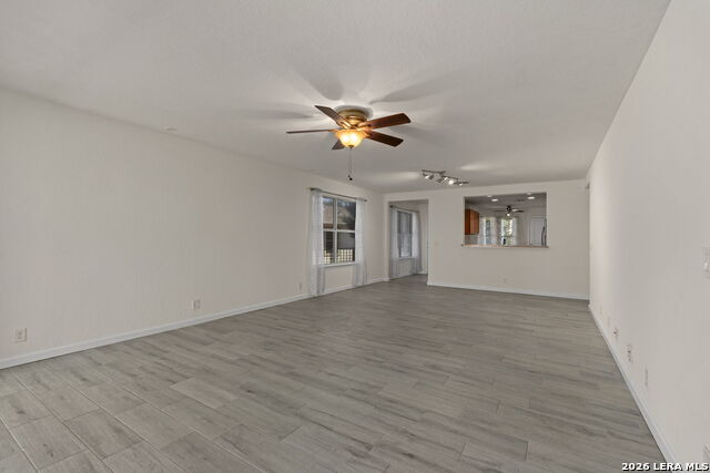 4907 Sky Oaks Property Photo 14