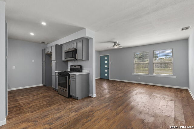 247 Creath Pl Property Photo 7