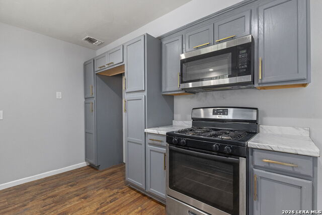247 Creath Pl Property Photo 9