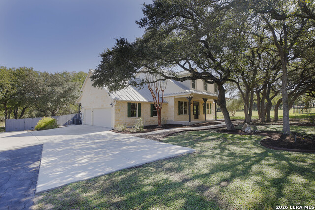 227 Gray Hawk Property Photo 5