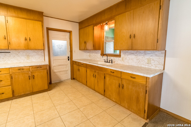 359 1st St Property Photo 13