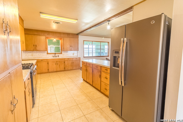 359 1st St Property Photo 15