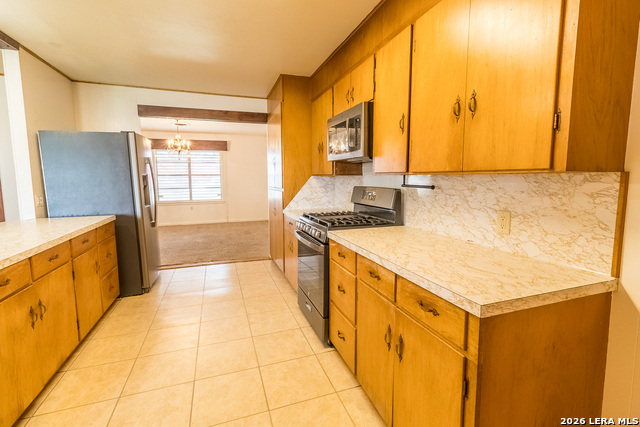 359 1st St Property Photo 16