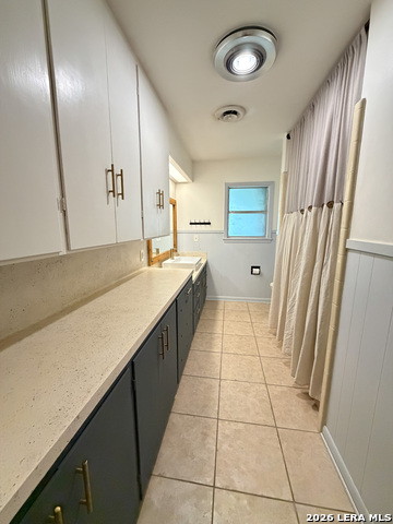 359 1st St Property Photo 24