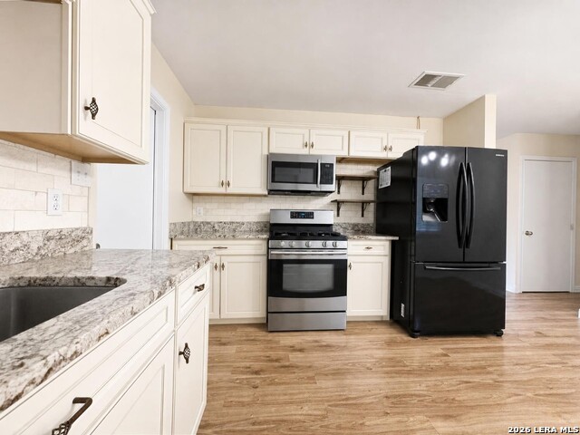 712 Aero Ave Property Photo 5