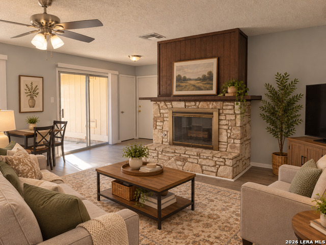 9338 Valley Rdg Property Photo 7