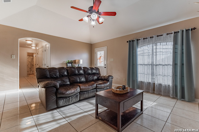 2470 Elizabeth Circle Property Photo 10