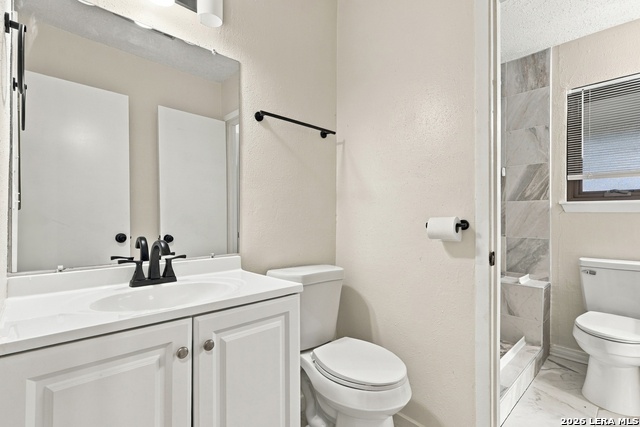 7806 Oak Forest Dr Property Photo 22