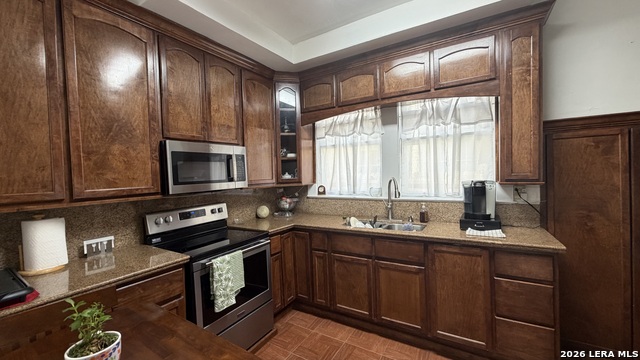444 Madison Property Photo 9