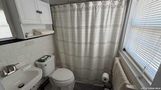 444 Madison Property Photo 22