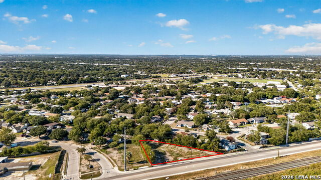 1917 Frio City Rd Property Photo 14