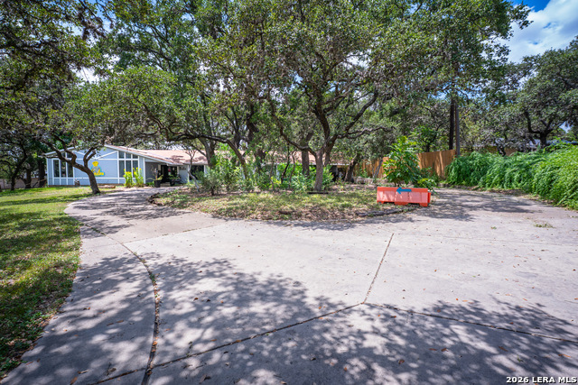 10822 Braun Rd Property Photo 1
