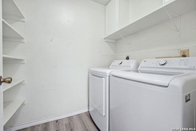 804 Meadow Peak Property Photo 9